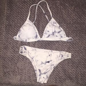 XS Black and white marble bikini